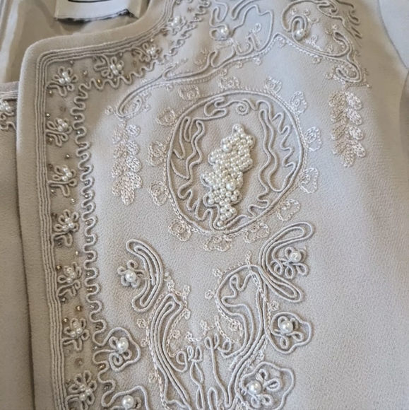 R & M Richards Dress & jacket 10 Beige Beaded VNeck Long Lined Mother Of Bride - Picture 9 of 14